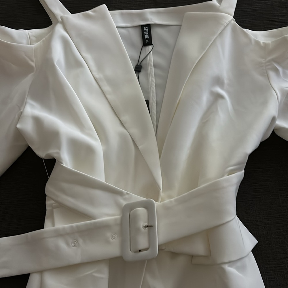 Women’s dress blouse with belt size XL - Picture 2 of 5